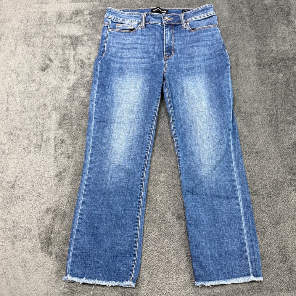 DKNY Jeans Women's Cropped Frayed Hem Denim Blue Size 27/ 4